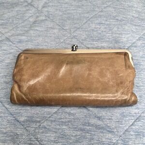 Hobo Est.‎ 1991 Taupe Leather Kisslock Clutch Wallet Floral Interior Tan Black